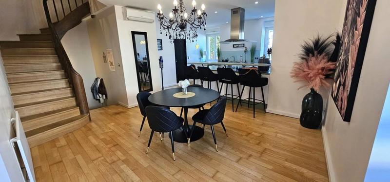 Maison en pierre - 190 m² - 6 pièces