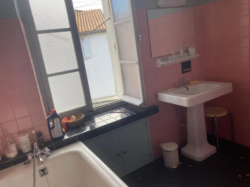 Maison - 266 m² - 14 pièces