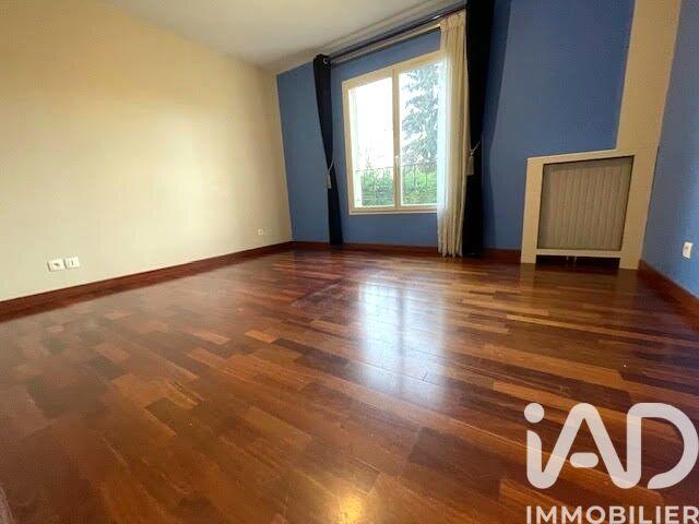 Maison - 122 m² - 6 pièces
