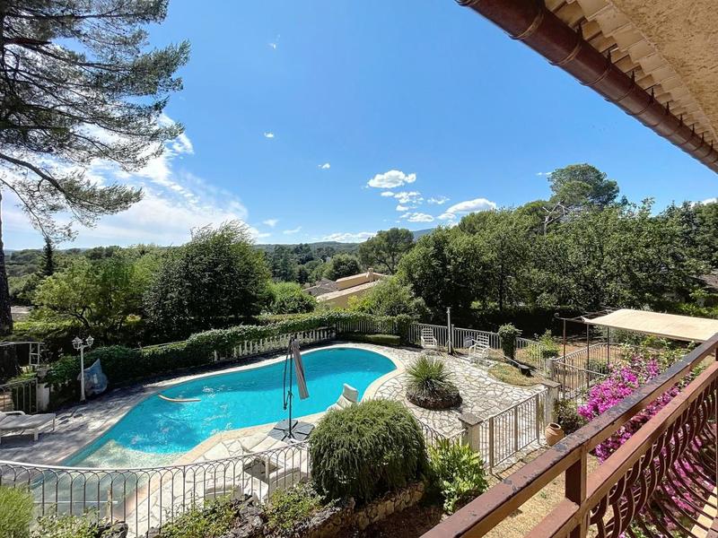 Villa - 150 m² - 4 pièces