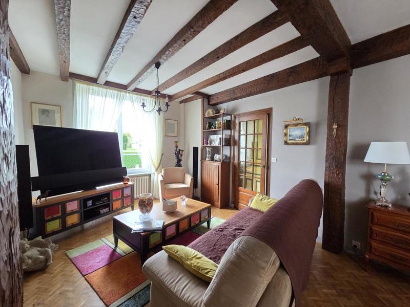 Maison - 143 m² - 6 pièces