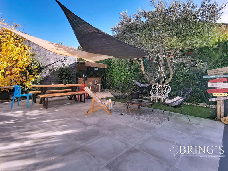 Maison contemporaine - 156 m² - 6 pièces