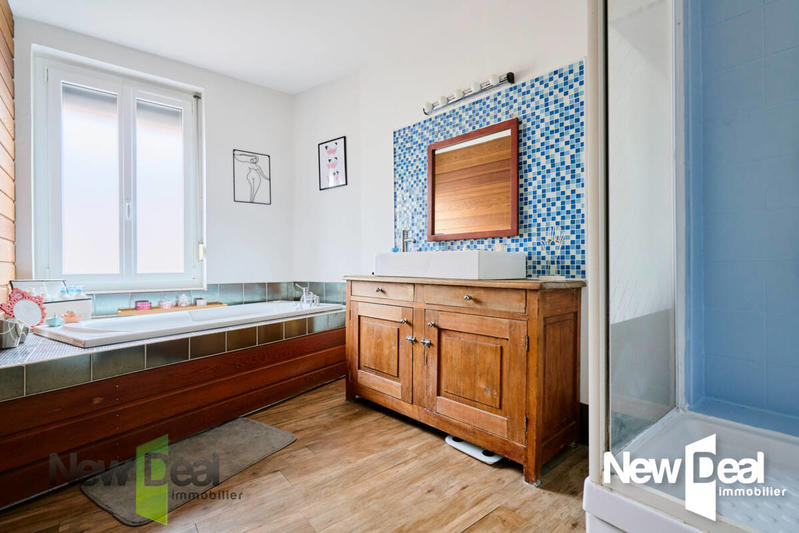 Maison - 146 m² - 7 pièces