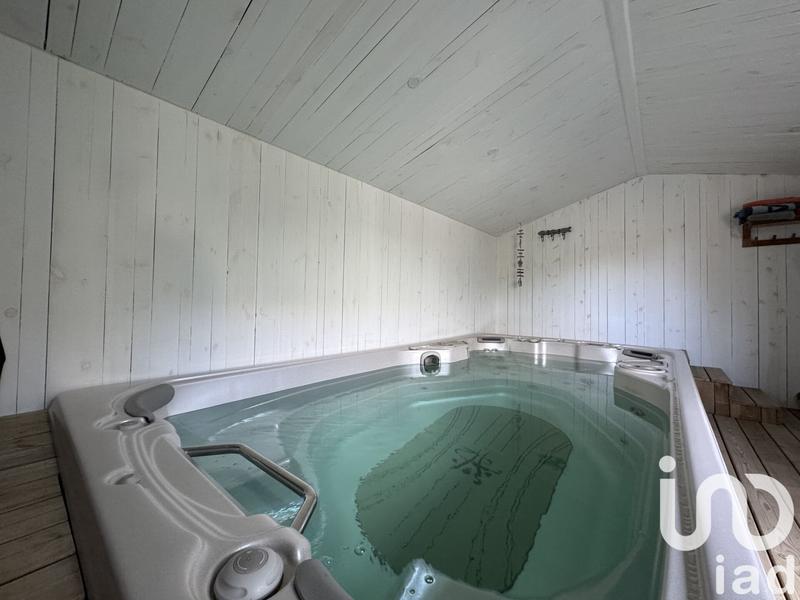 Maison - 200 m² - 6 pièces