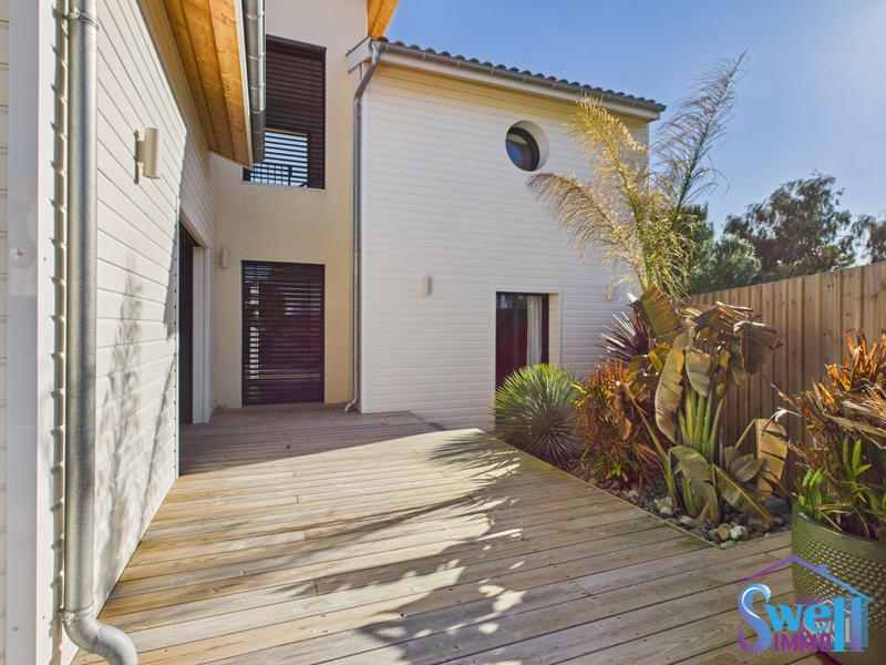 Maison - 138 m² - 5 pièces