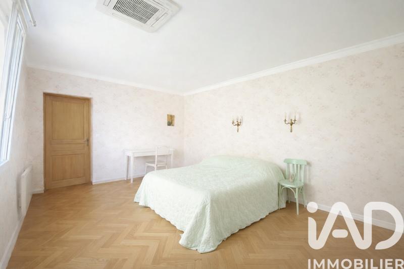 Maison - 175 m² - 6 pièces