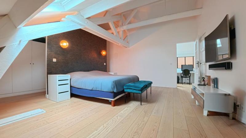 Appartement - 140 m² - 4 pièces