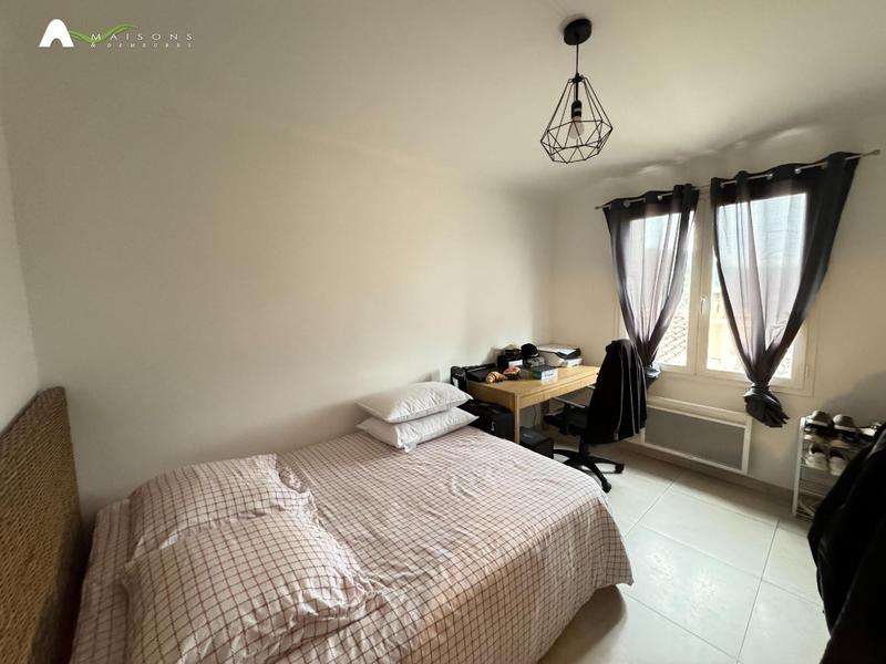 Appartement - 75 m² - 4 pièces