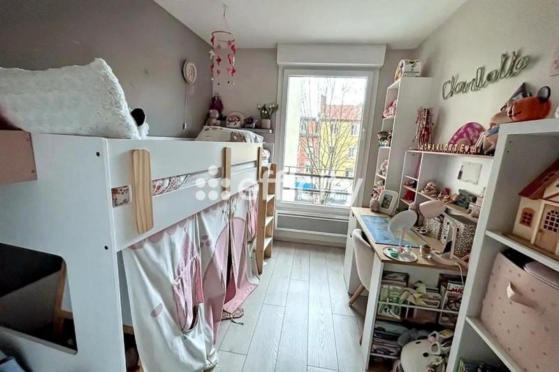 Appartement - 83 m² - 4 pièces