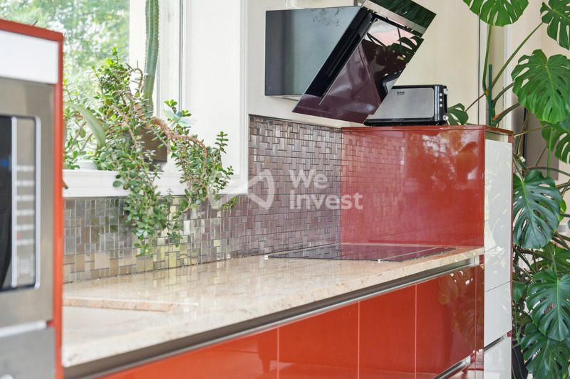 Maison - 266 m² - 10 pièces