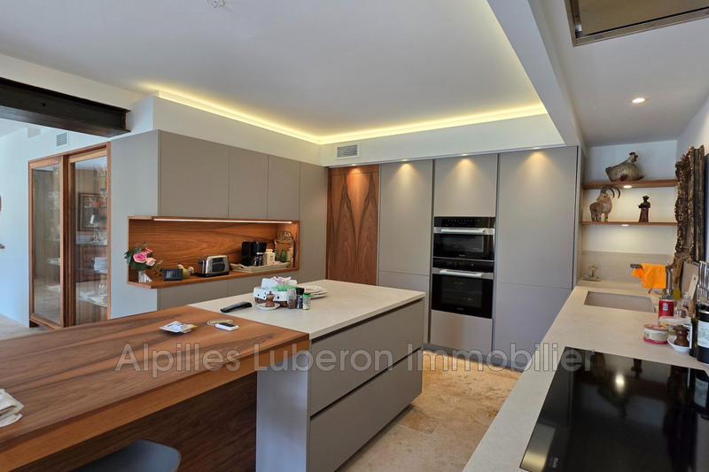 Maison - 17 m² - 6 pièces