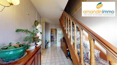 Maison - 172 m² - 8 pièces