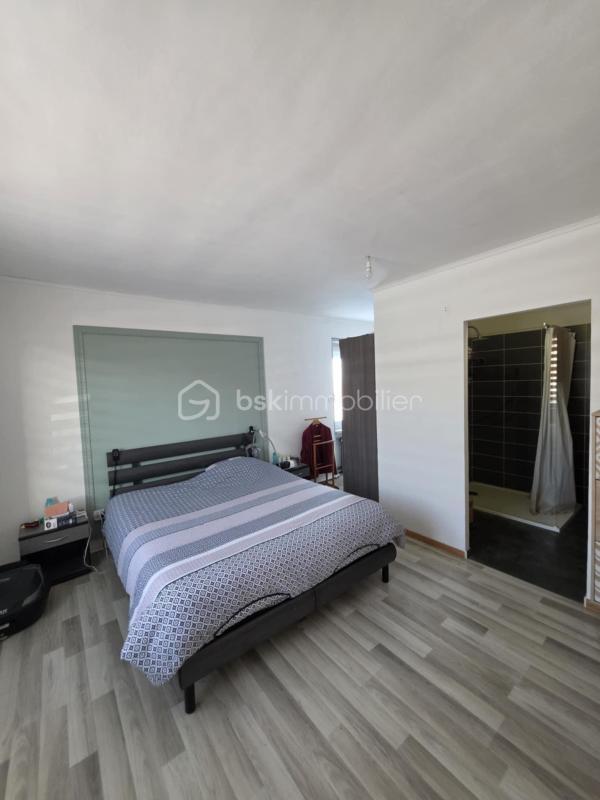 Maison - 190 m² - 6 pièces