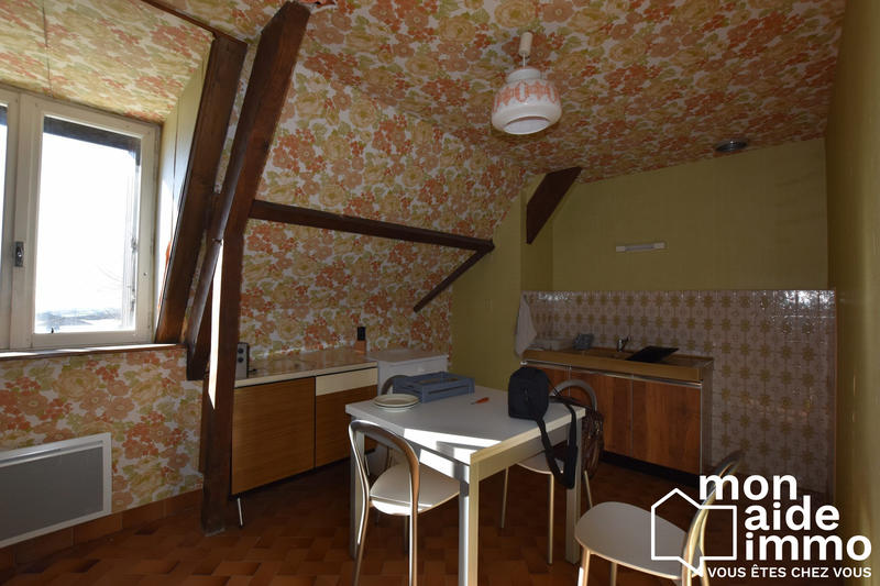 Maison traditionnelle - 240 m² - 9 pièces