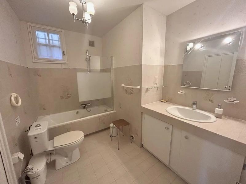 Appartement - 80 m² - 3 pièces