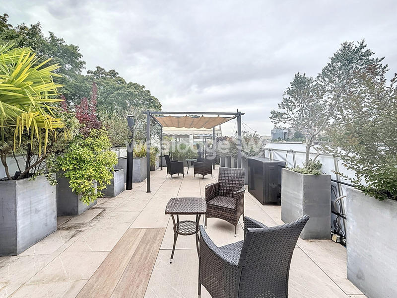 Local d'activités - 200 m²