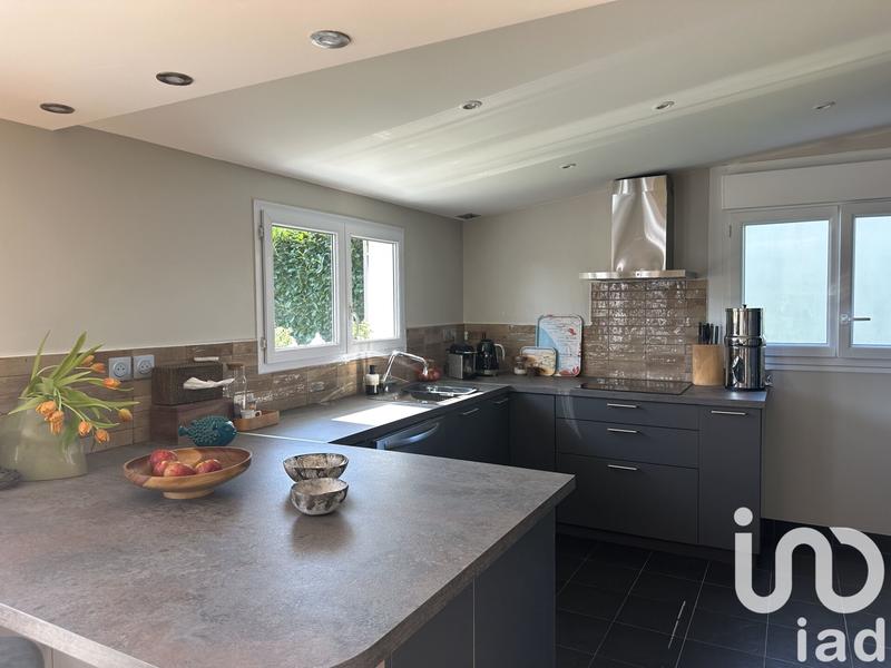 Maison - 140 m² - 6 pièces