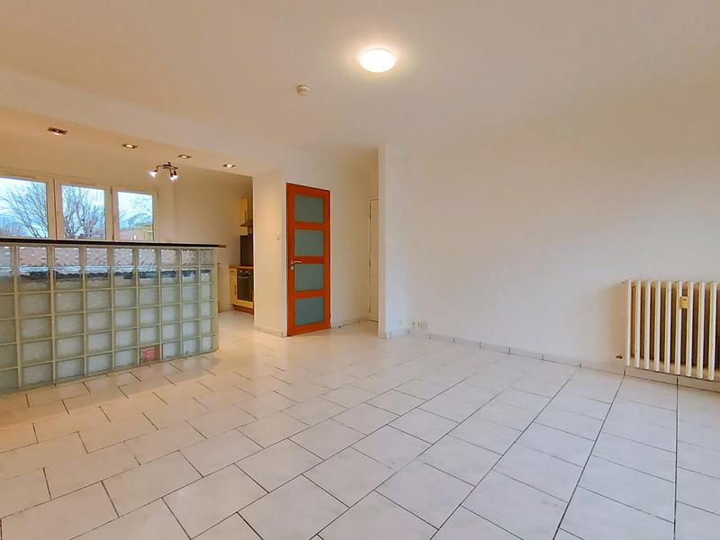 Appartement - 68 m² - 5 pièces