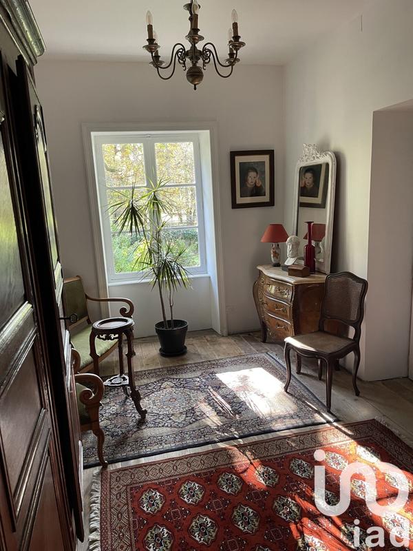 Château - 295 m² - 10 pièces