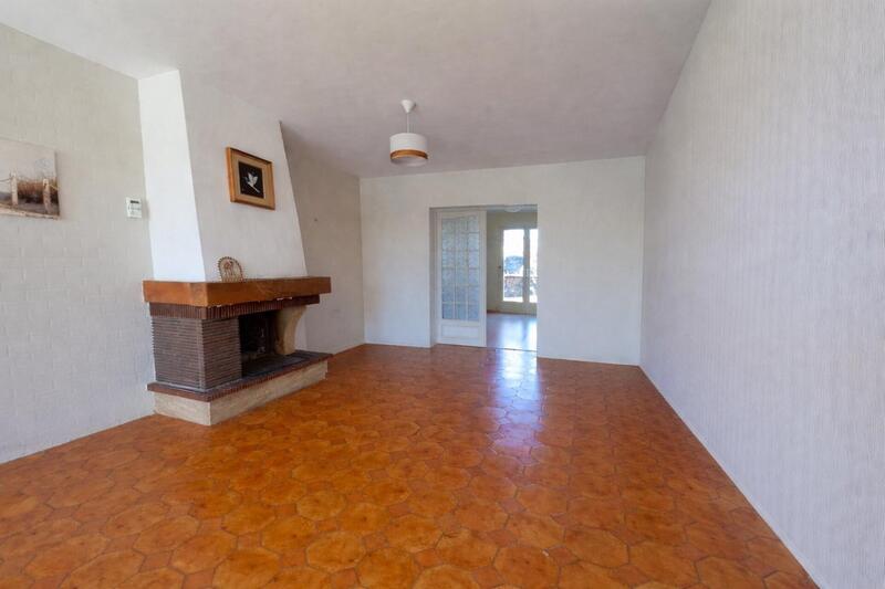 Maison - 89 m² - 5 pièces