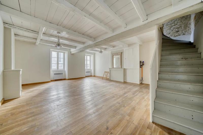 Appartement - 77 m² - 3 pièces