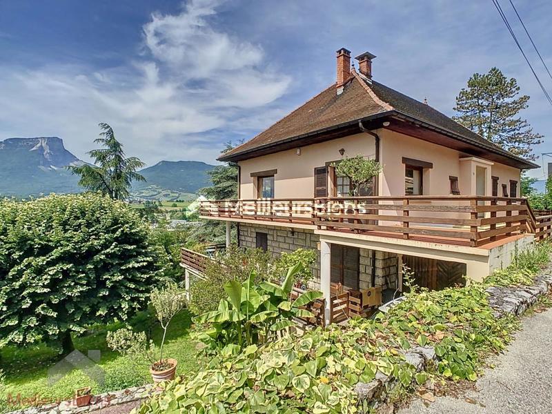 Appartement - 161 m² - 6 pièces