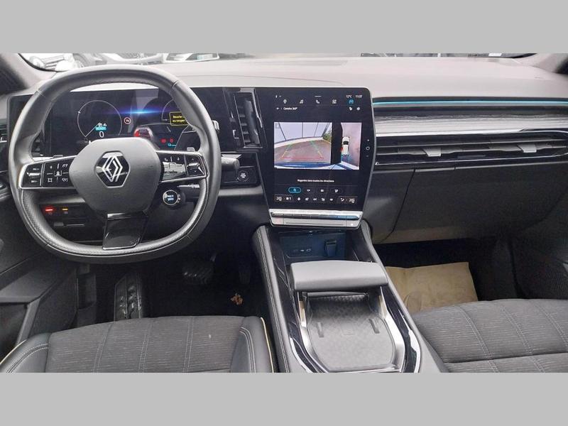 Renault Austral E-Tech hybrid 200 Iconic