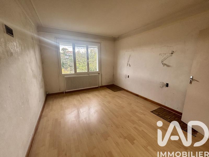 Maison - 205 m² - 8 pièces