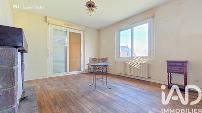 Maison - 139 m² - 7 pièces