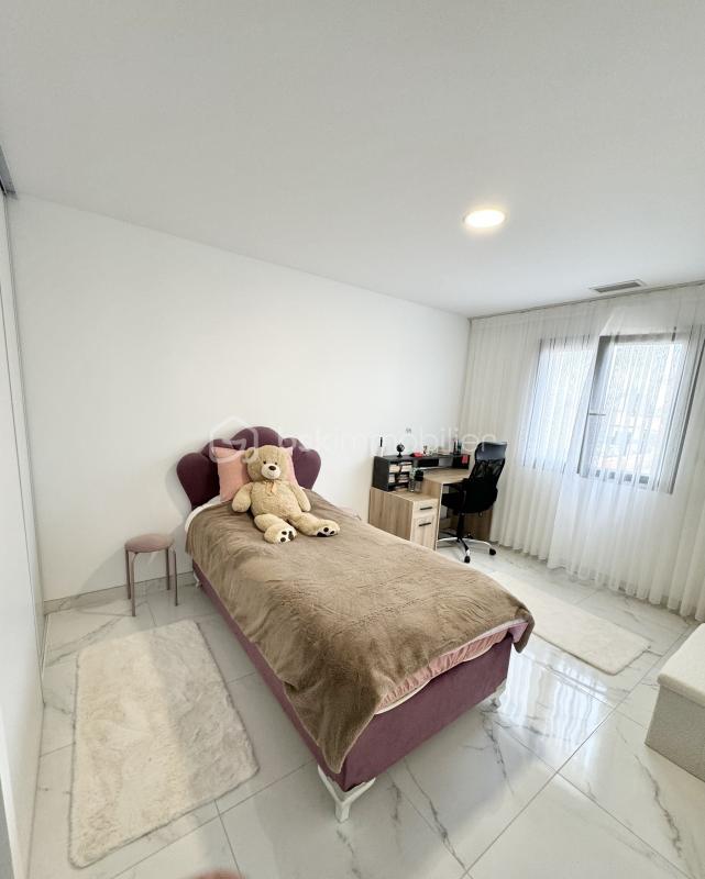 Villa - 130 m² - 5 pièces