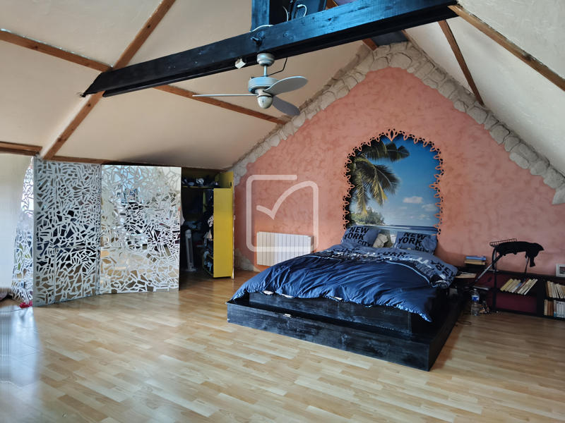 Maison - 165 m² - 6 pièces