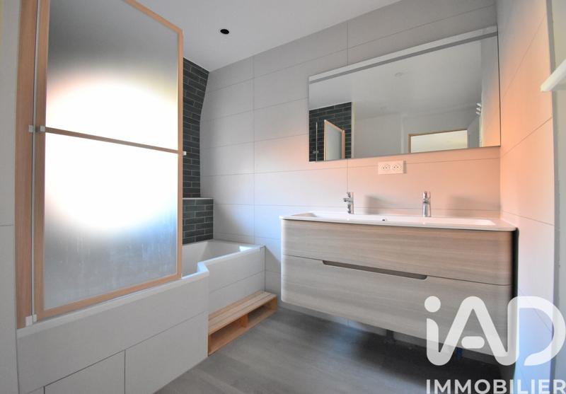 Maison - 168 m² - 7 pièces