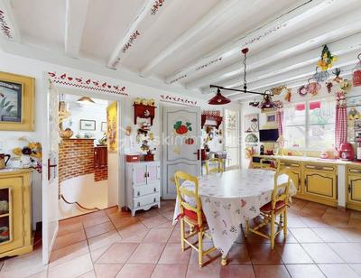 Maison d'architecte - 231 m² - 7 pièces