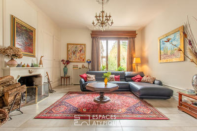 Demeure - 427 m² - 11 pièces