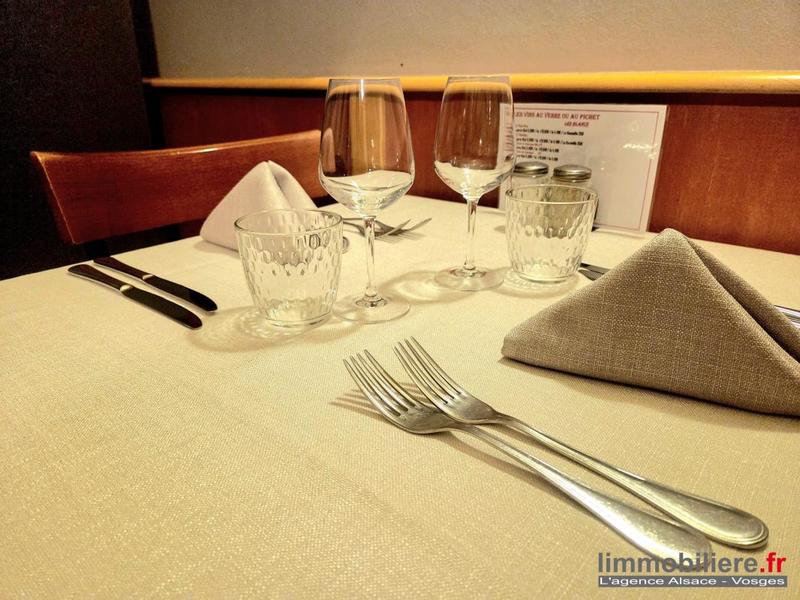 Local commercial - 439 m²