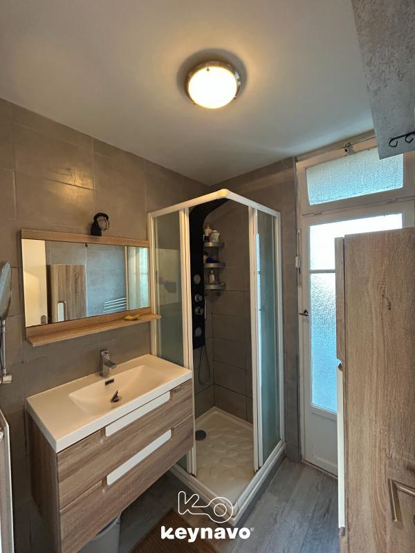 Chambre - 65 m² - 4 pièces