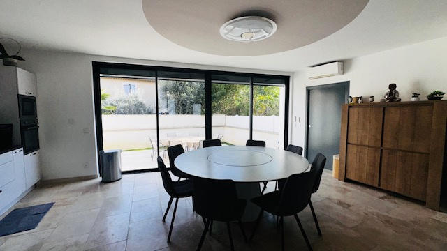 Maison de village - 151 m² - 5 pièces