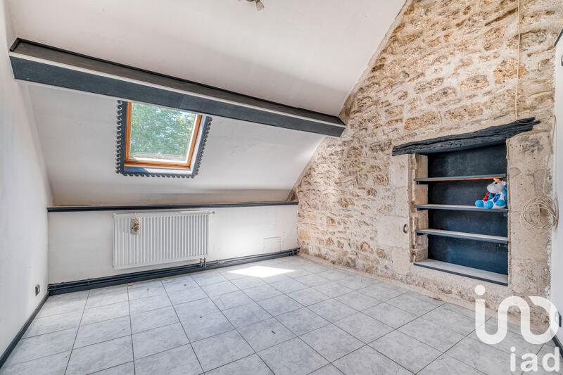 Maison - 137 m² - 7 pièces