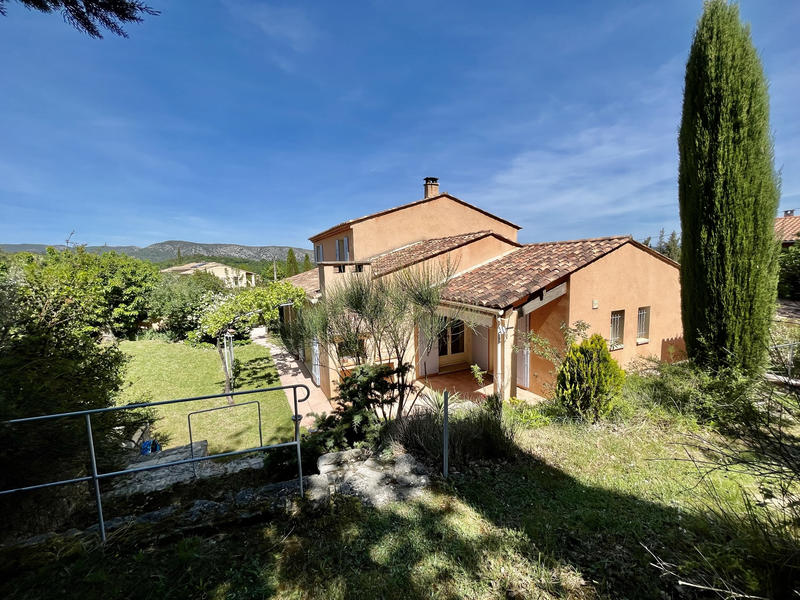 Villa - 172 m² - 5 pièces