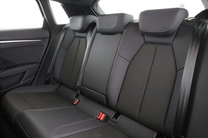 Audi A3 sportback 35 Tfsi mHEV s line s tronic 7 150 ch