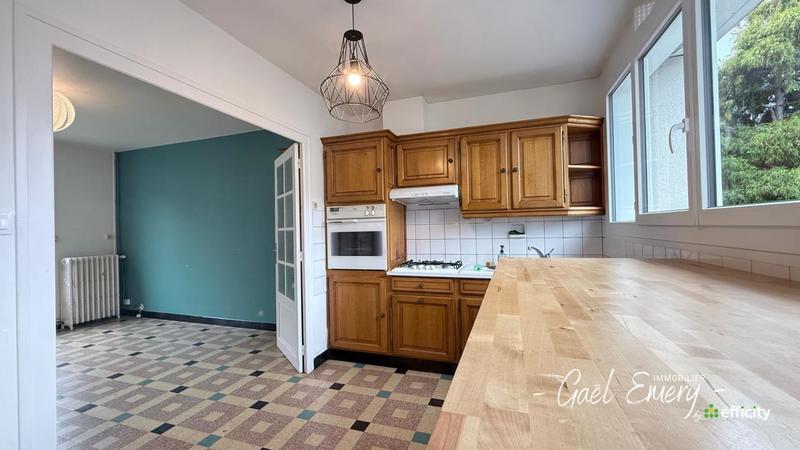 Maison - 83 m² - 5 pièces