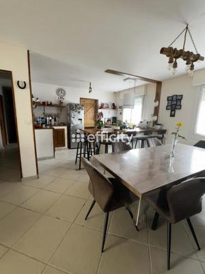 Maison - 105 m² - 5 pièces