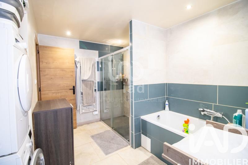 Maison - 111 m² - 4 pièces