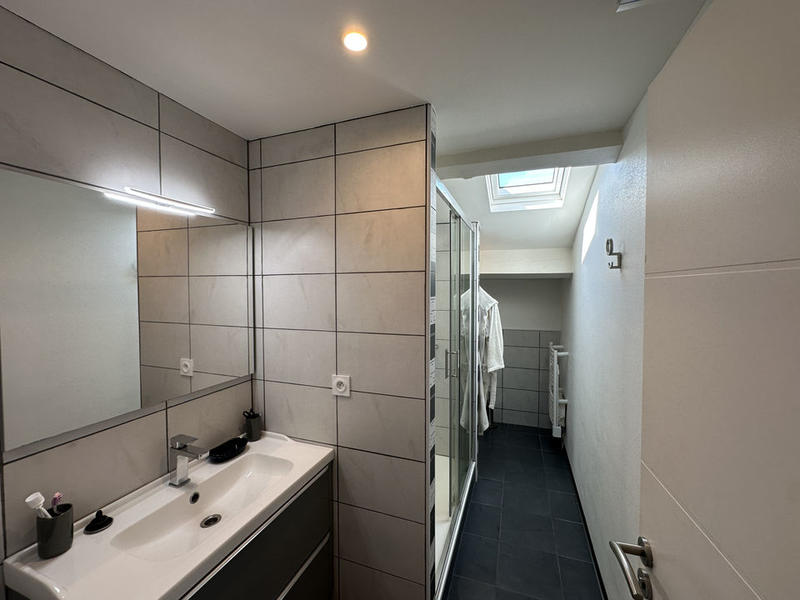 Villa - 365 m² - 10 pièces