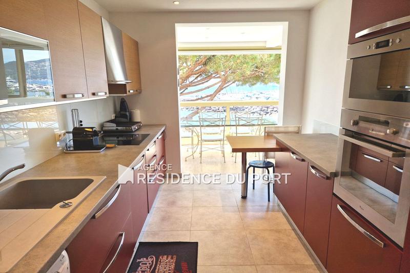 Appartement - 93 m² - 3 pièces