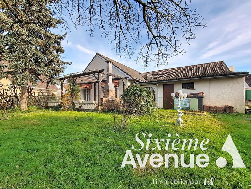 Maison - 136 m² - 6 pièces