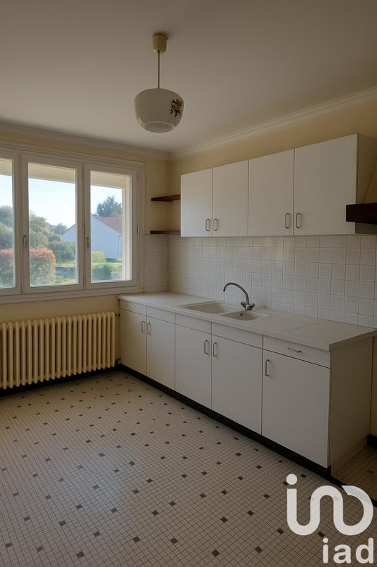Maison - 90 m² - 4 pièces
