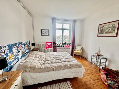 Appartement - 93 m² - 5 pièces