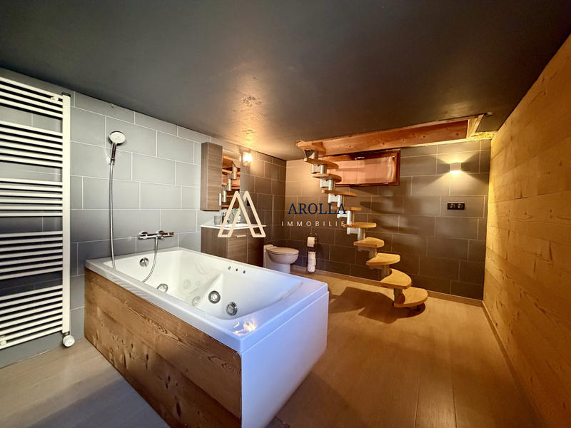 Maison ancienne - 168 m² - 10 pièces