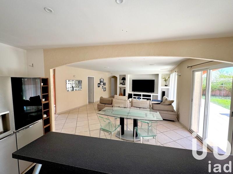 Maison - 183 m² - 7 pièces